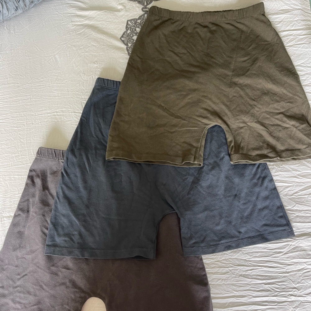 Brandy Melville Biker shorts